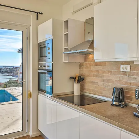 3 Bedroom Pet Friendly In Na Moru Hébergement de vacances Sevid